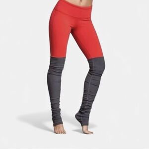 ALO Goddess Leggings Red Gray Ruched Leg Sz S/M